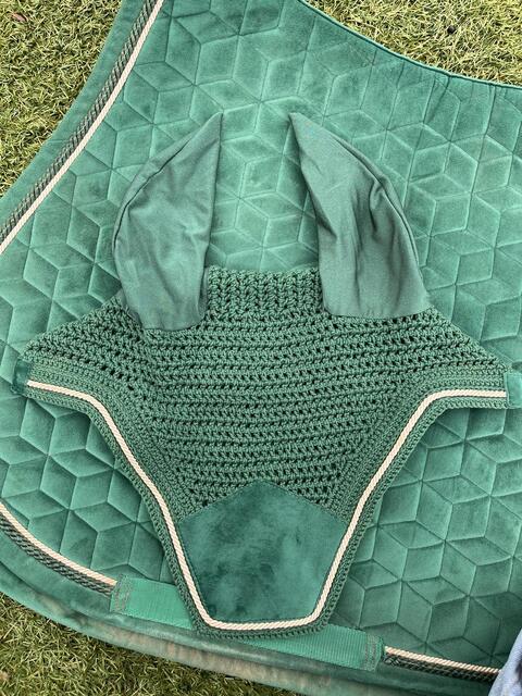 Tapis/Bonnet kentucky velvet