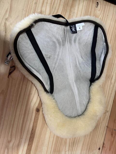 Couvre selle mouton