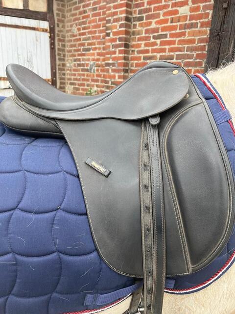 Selle de dressage wintec