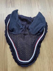 Bonnet bleu marine liseré bordeaux/blanc NEUF