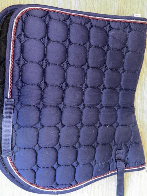 tapis hkm