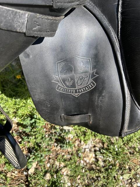 Selle de dressage