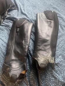 Mini-chaps en cuir noir