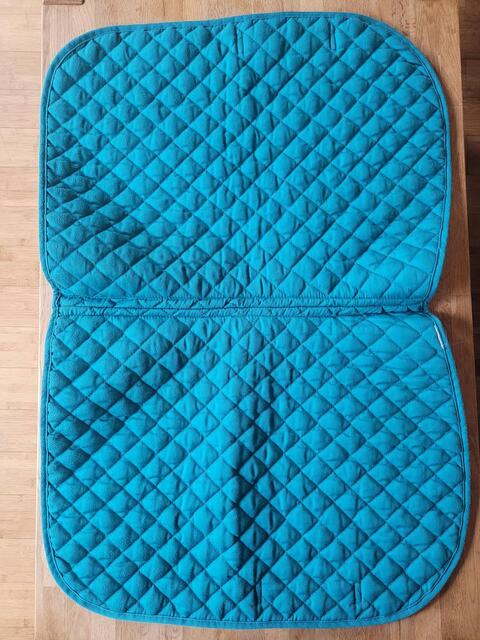 Tapis Fouganza bleu taille poney