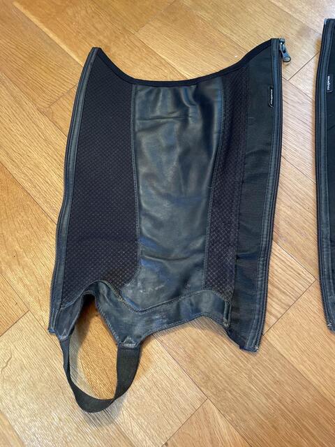 chaps noir
