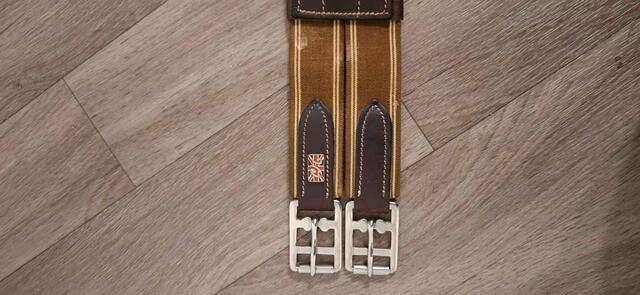 Selle cuir Fouganza 17,5" bon état avec étrivières et sangle