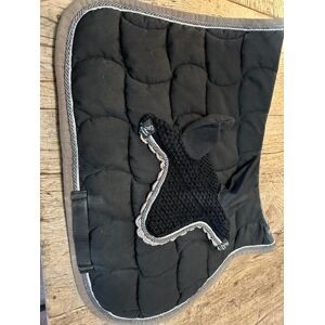 TAPIS ET BONNET ANNA SCARPATI