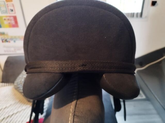 selle de dressage 17,5