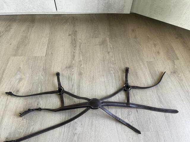 Muserolle croisée - taille cheval