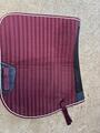 tapis rouge bordeaux