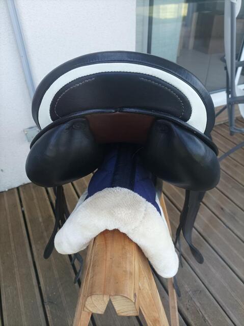 Selle de dressage prestige