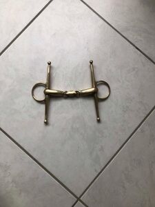 Mors aiguille cheval double brisure cyprium 125cm