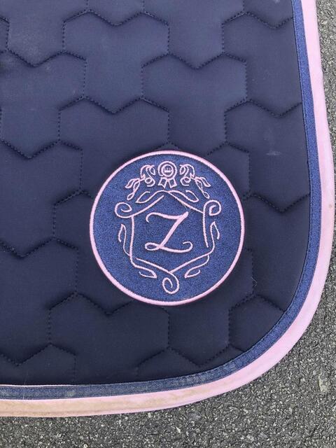 Tapis et bonnet les poneys de zoé