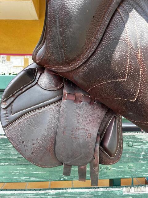 Selle CWD Mademoiselle Se 32 . Année 2023
