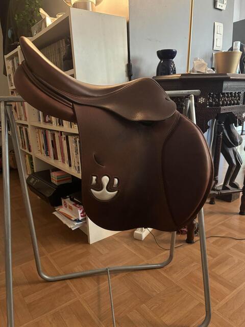selle Bruno Delgrange modèle Virtuose 17,5