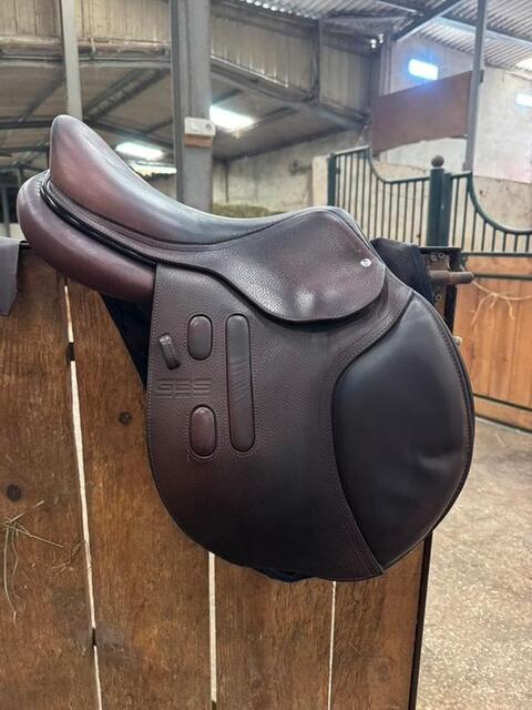 Selle 17 GBS semi creuse