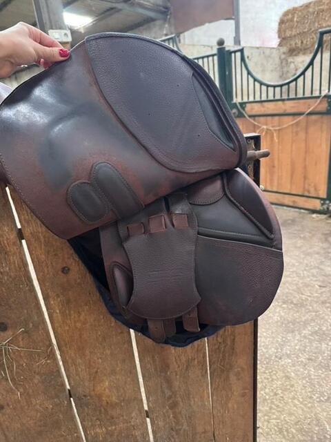 Selle 17 GBS semi creuse