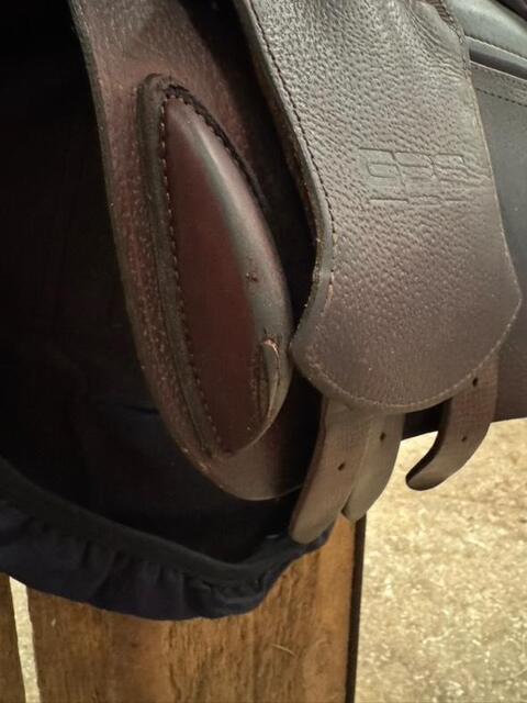 Selle 17 GBS semi creuse