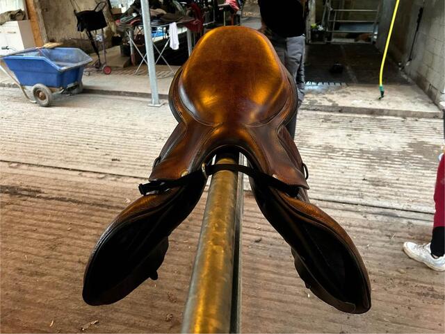 Selle Forestier Seoul 18"/3AA PRO