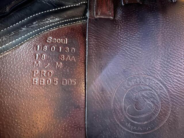Selle Forestier Seoul 18"/3AA PRO