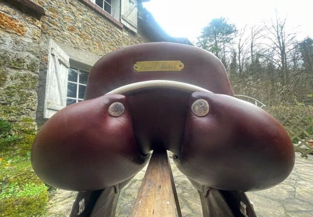 Selle GBS de CSO Taille 17
