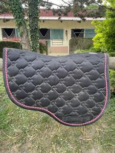 tapis fouganza noir cheval mixte