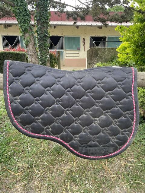 tapis fouganza noir cheval mixte