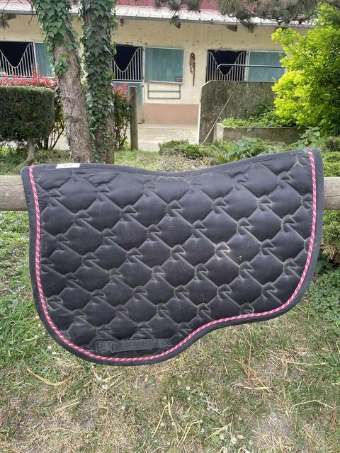 tapis fouganza noir cheval mixte
