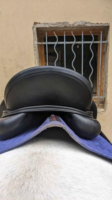 Selle de dressage EQUIPE Kalifornia 17.5 2023