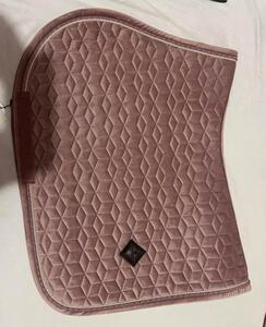 Kentucky velvet tapis vieux rose