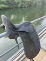 Selle de dressage synthétique 17 pouces