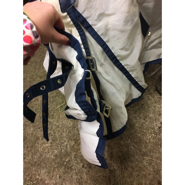 Couverture anti mouche Masta 145