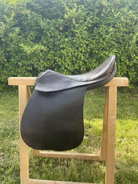 Selle pour débourrage ou décoration