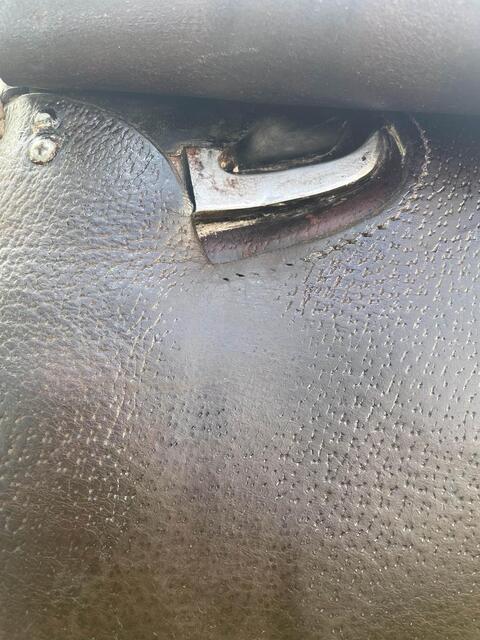 Selle pour débourrage ou décoration