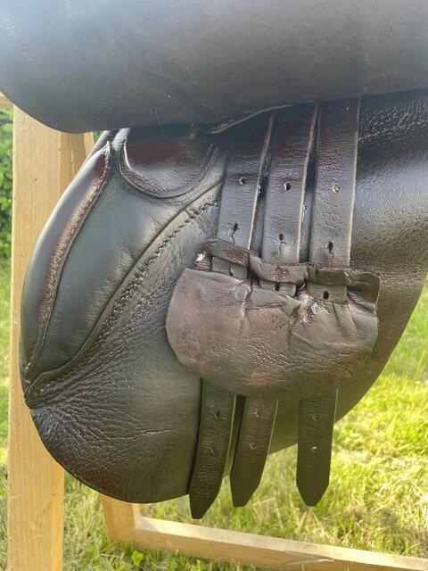 Selle pour débourrage ou décoration