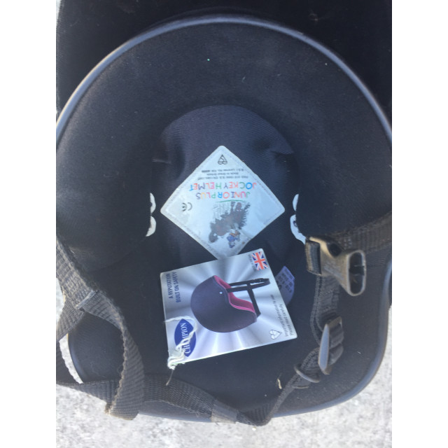 Casque 3 points enfant avec toque, veuf avec étiquette