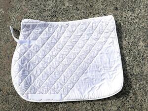 Divers tapis blanc