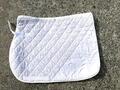 Divers tapis blanc
