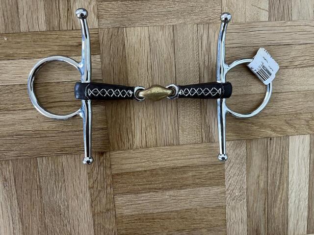 Mors à aiguilles en cuir double brisure taille 125mm
