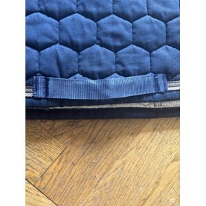 tapis bleu marine