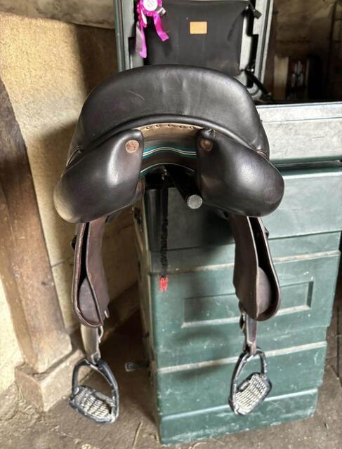 Selle Voltaire Design