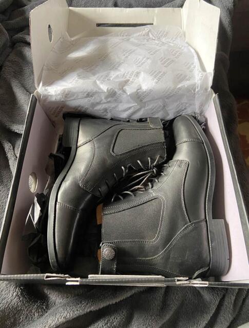 boots steed