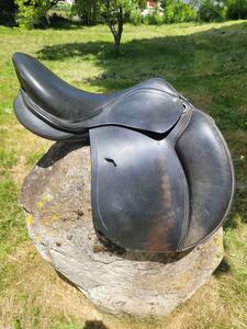 selle fouganza noire 17 pouce 1/2