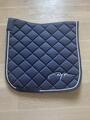 ensemble dy’on bonnet + tapis