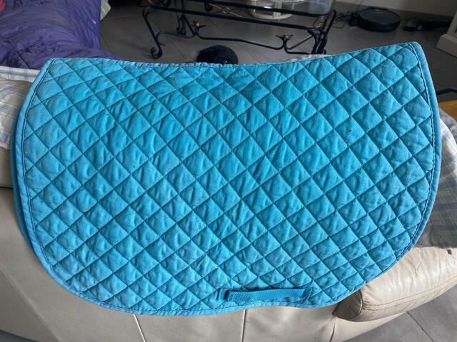 ensemble tapis bleu et amortisseur fougenza