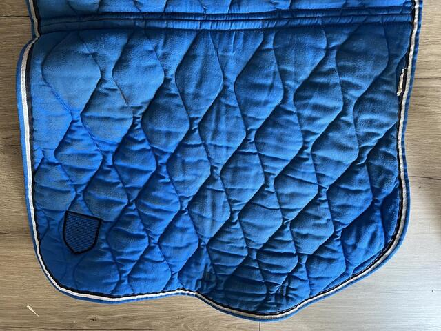 Tapis fouganza bleu