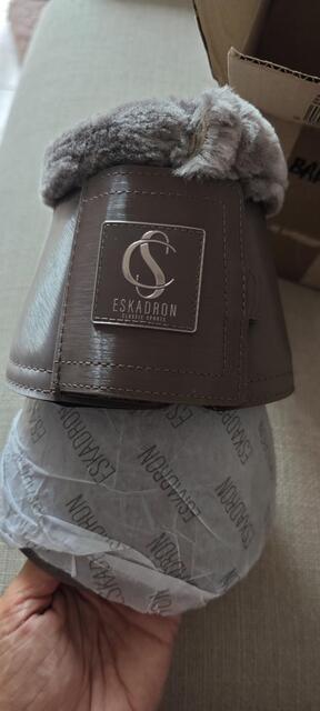 Cloches Eskadron
