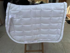 tapis blanc