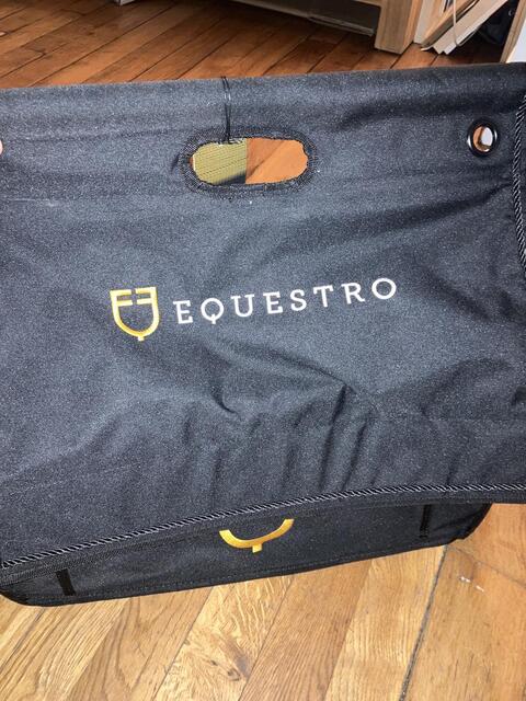 Sac de box avec barre neuf equestro