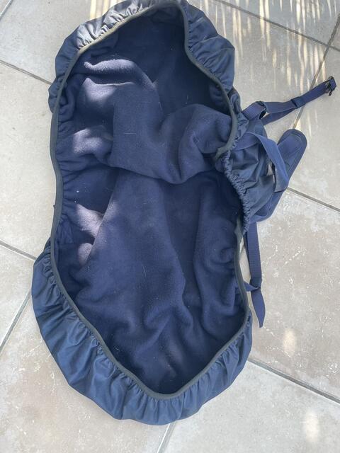 couvre selle imperméable